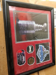 The Highland Mint  collectors  Item  2006 NHL Finals