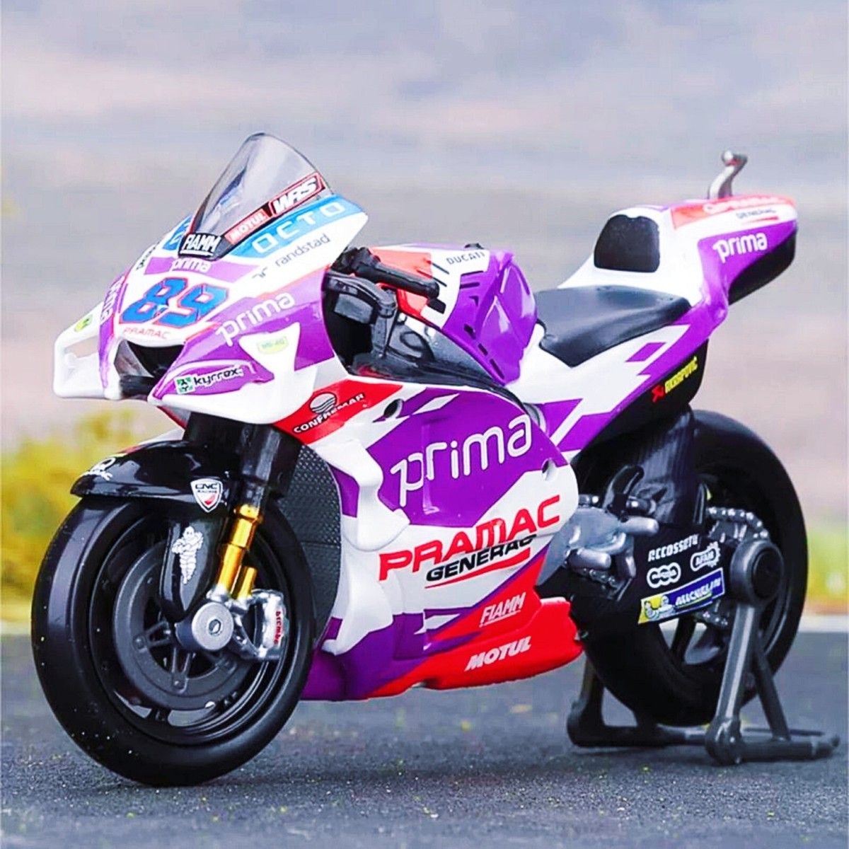 Maisto 1/18 Ducati Pramac Racing 2022 #89 Motorcycle Model GP Toy