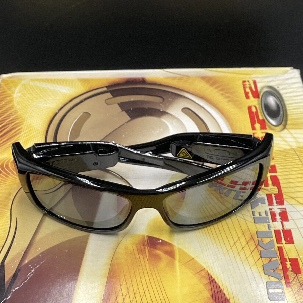 oakley thump 2 1gb T pain polished blk w Blk iridium lenses oakley thump 2 1gb T pain polished blk w Blk iridium lenses