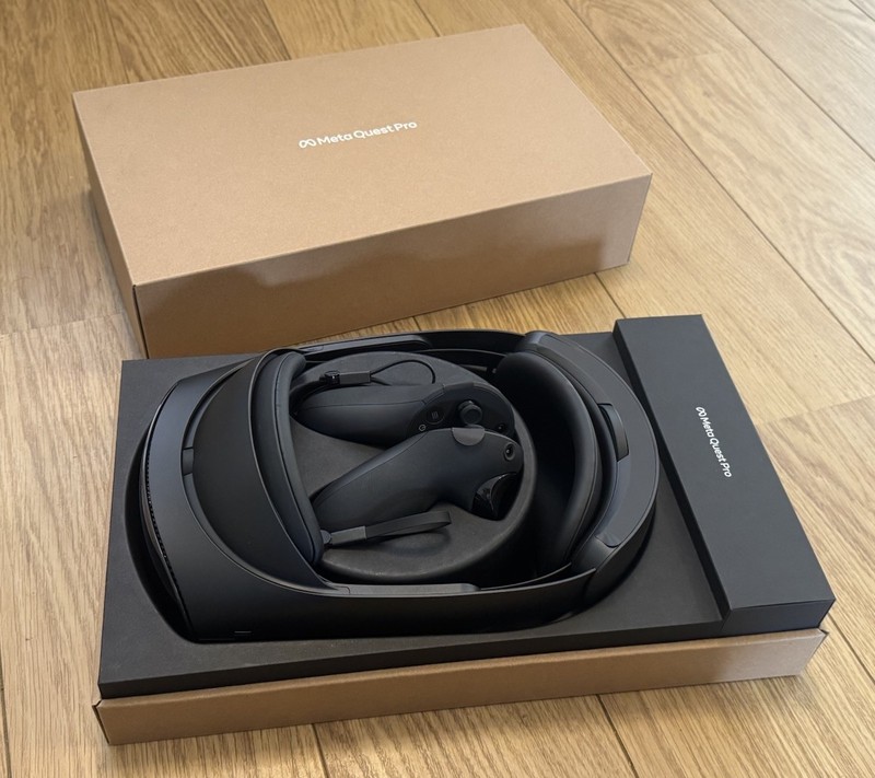 Meta Quest Pro VR Headset 256GB - Black