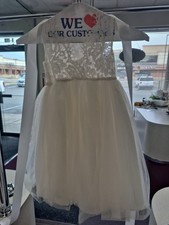 White Flower Girl Dress Size 2 Toddler   Professionally Cleaned  Ready to Wear