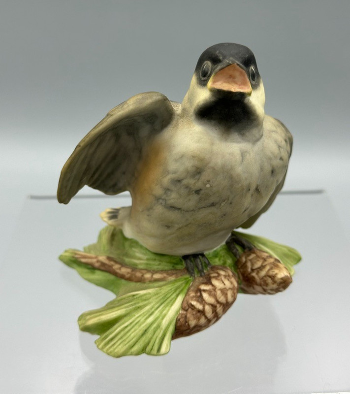 Vintage Boehm Porcelain Bird Figurine Baby Chickadee 451L Made USA Matte 3.75"
