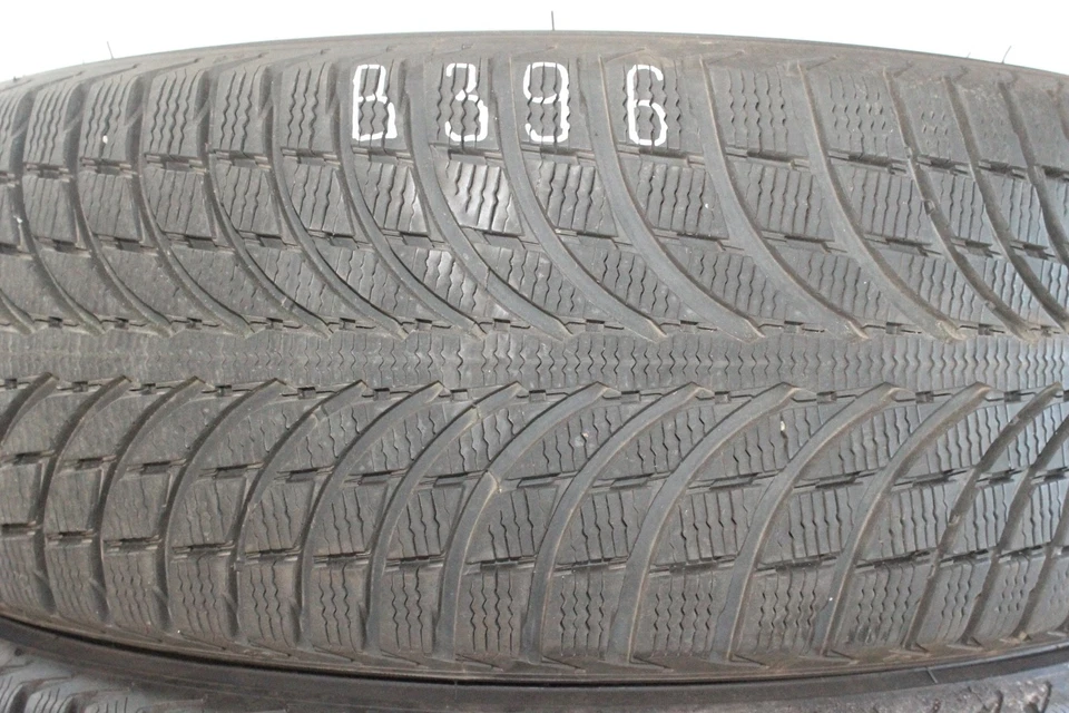 2x Michelin Latitude Alpin LA2 XGreen 235/65 R19 109V Dot2320 6,5-7mm B396 - Bild 2 von 4