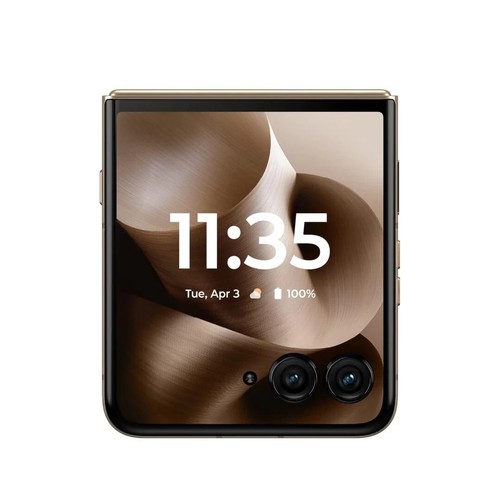 Motorola razr 60 Ultra (Pantone Mountain Trail, 16 GB RAM, 512 GB Storage) - Picture 9 of 10