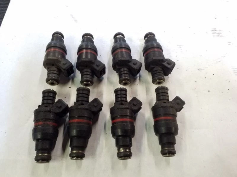 Топливные форсунки - набор из 8 | Подходит для BMW 740i 740iL 1993-1998 годов выпуска - Изображение 4 из 4