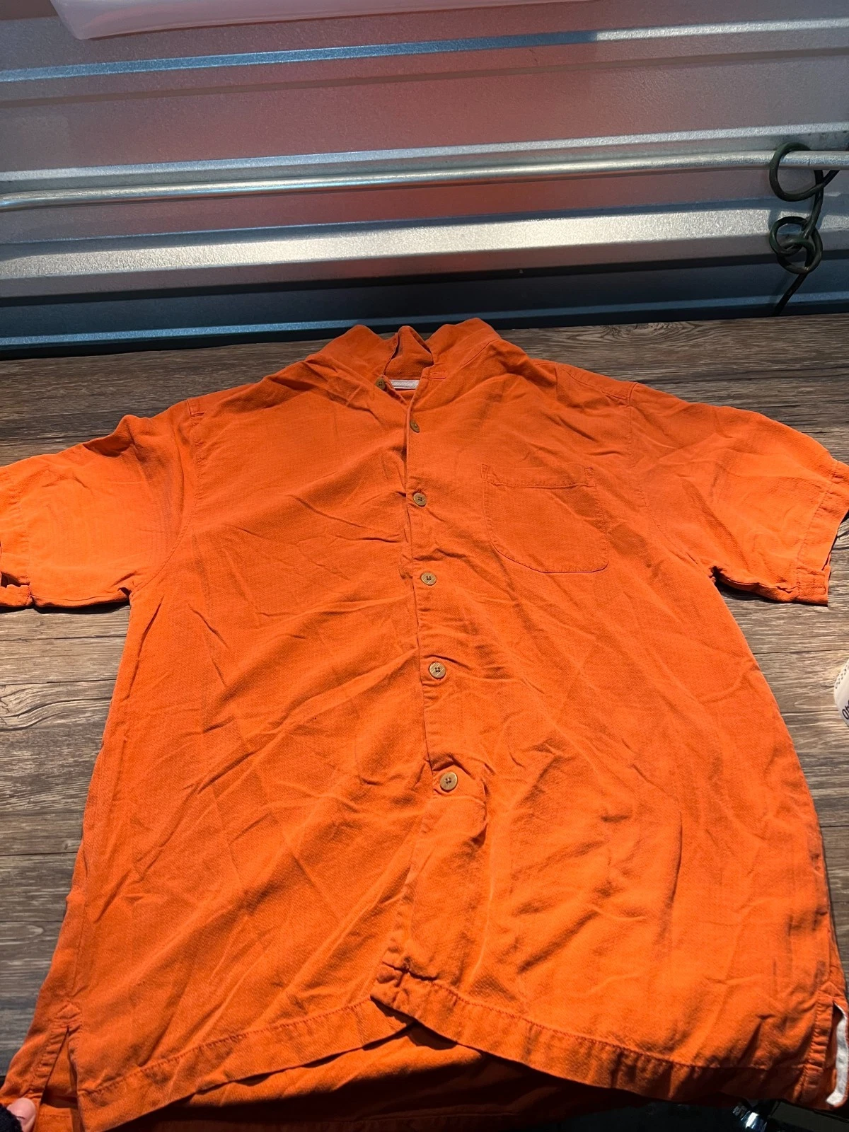 Tommy Bahama Silk Button Up Shirt Mens Large Orange Short Sleeve Resort