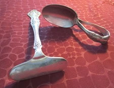 VINTAGE Infant Feeding Spoon & Food Pusher 1904 Silverplate No Monograms      bb