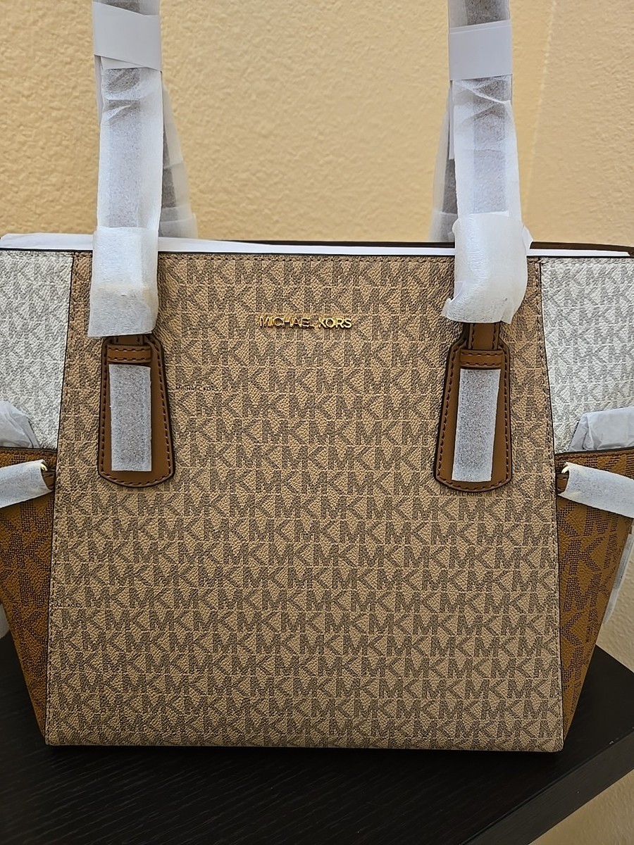 トートバッグ MICHAEL KORS Voyager Large Color-Block Signature Tote Bag Voyager Large Color-Block Signature Logo Tote Bag | Michael