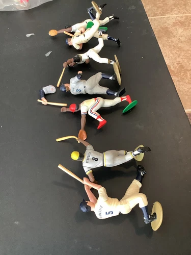 Toy - Picture 1 of 2
