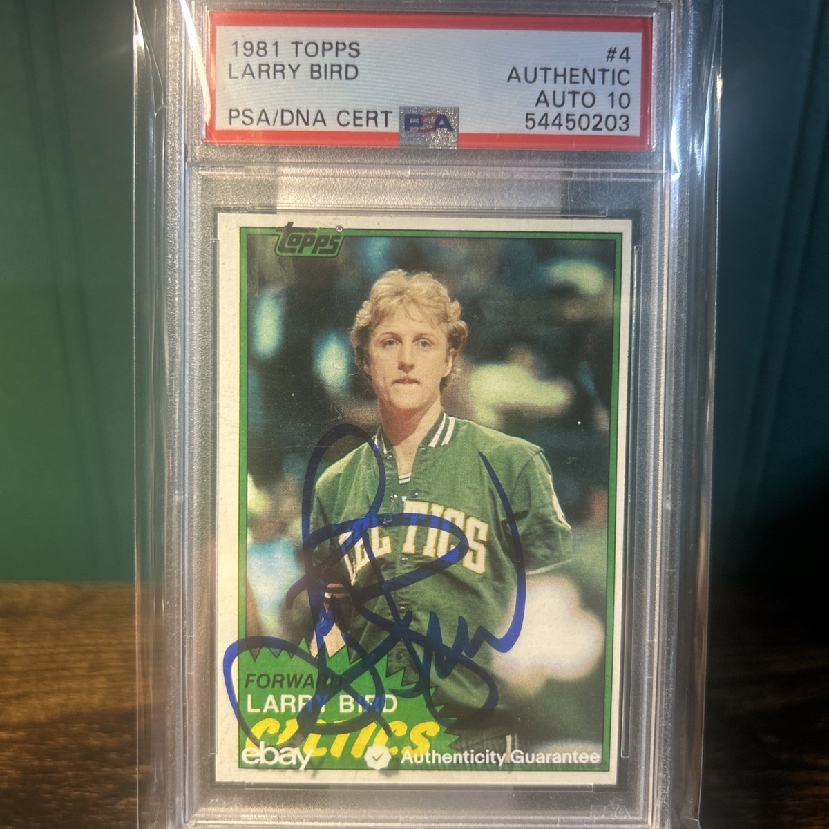 1981 LARRY BIRD's TOPPS ROOKIE CELTICS BB Card. Autographed #4 PSA Grade  Auto 10