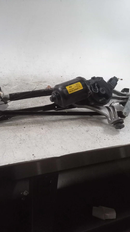Motor limpiaparabrisas usado para: Hyundai Tucson 2017 gasolina grado A Foto 2 de 4
