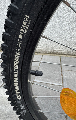 B'TWIN Rockrider ST500 Mountainbike 24 Zoll Schwarz Grün