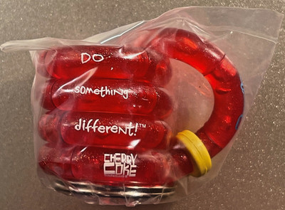 1981 Cherry Coke Fidget Keyring NOS Tangle Coca Cola Promo Twist Toy