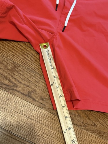 Vineyard Vines Performance Shorts Men’s Size 36 Red Orange Golf Spell Out 7” - Picture 7 of 7