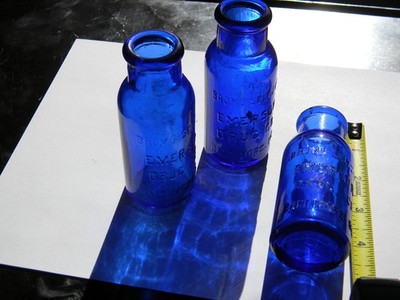 *ONE* Vintage Cobalt Blue Glass *BROMO-SELTZER* Emerson Drug Co., Baltimore, MD