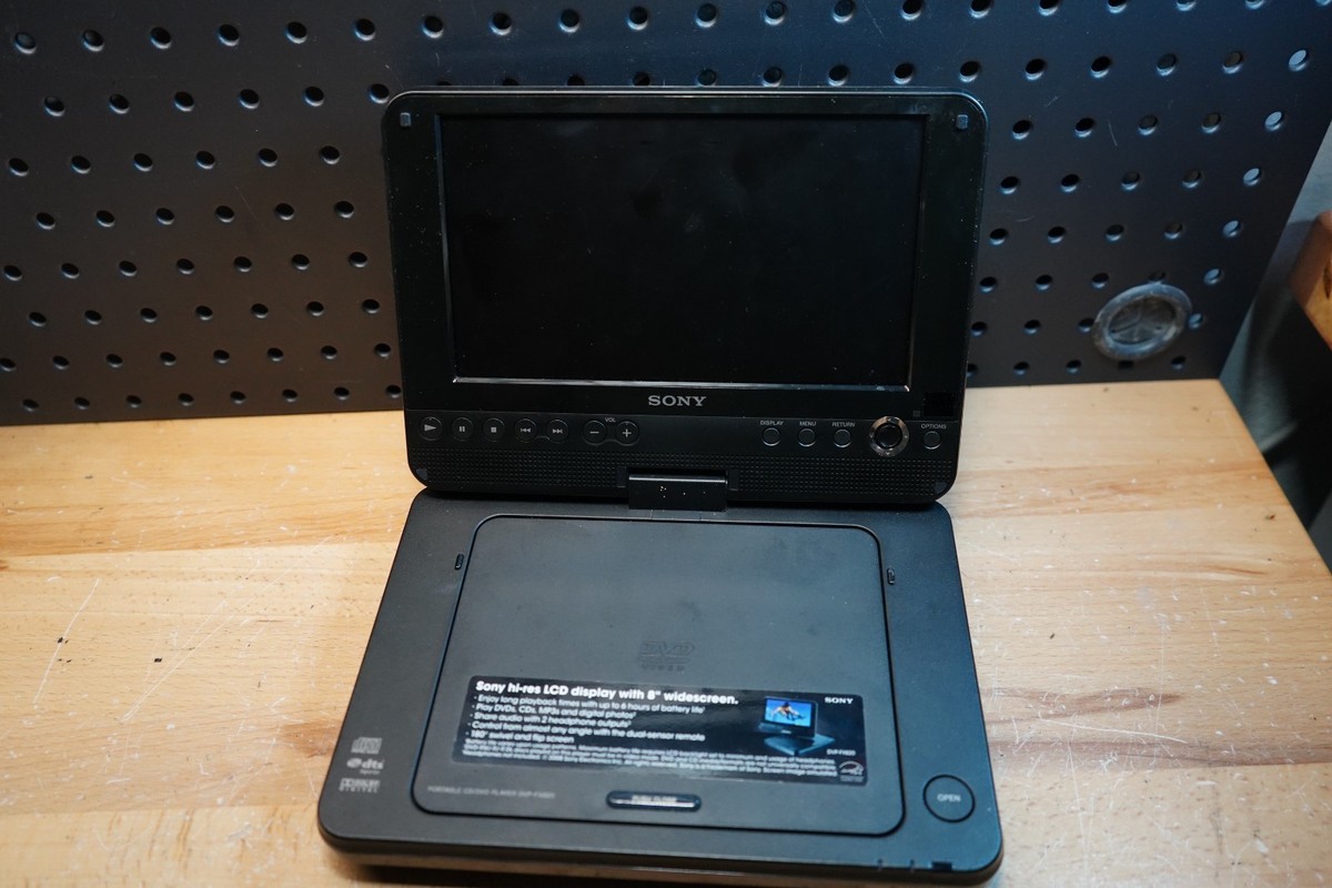 Sony DVP-FX820 Portable DVD Player (8