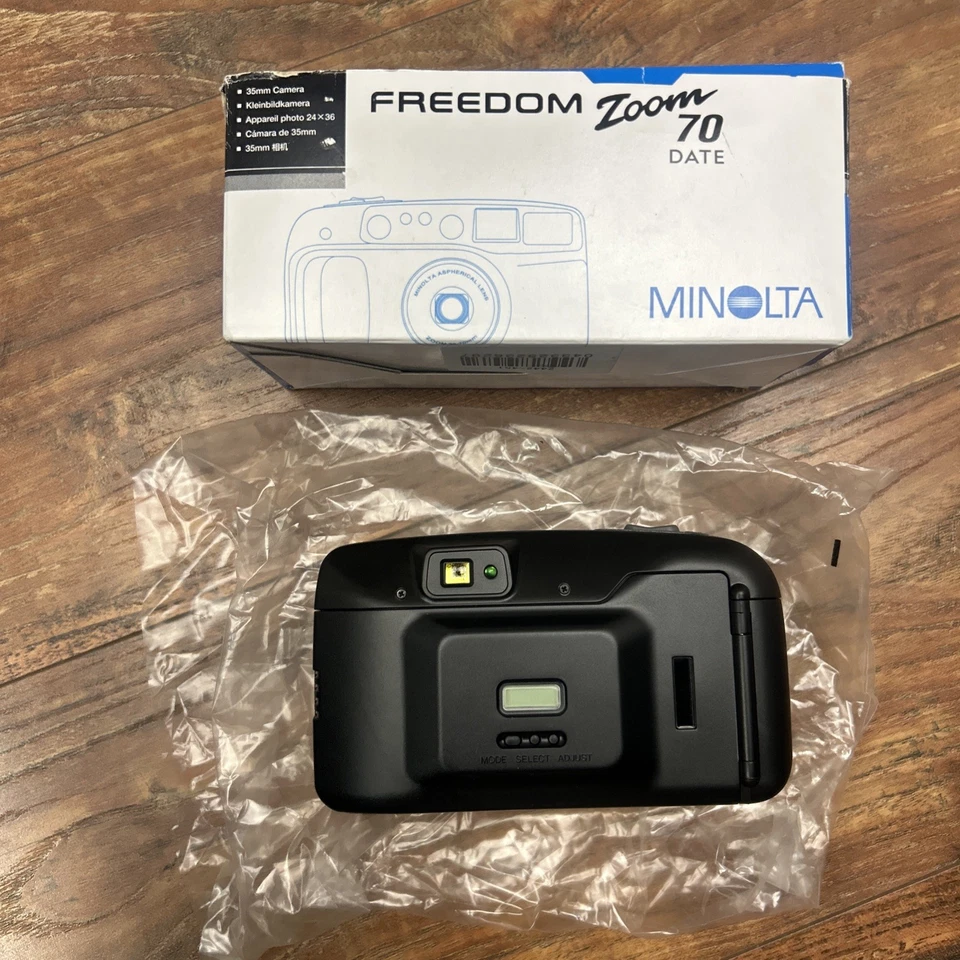 NEW Minolta Freedom Zoom 70 Date 35mm Point and Shoot 35-70mm Lens OPEN BOX-RARE - Image 2 of 4
