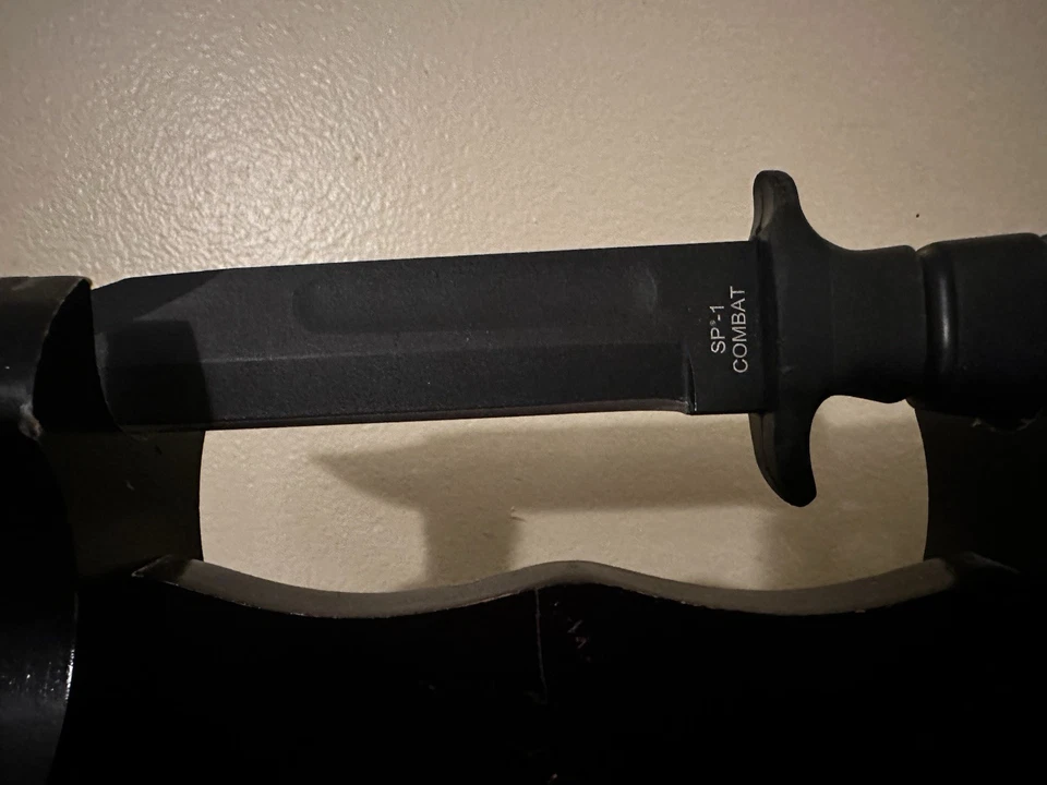 Funda de cuchillo de hoja fija de combate USMC Ontario SP-1 construcción duradera de poliéster Foto 4 de 4