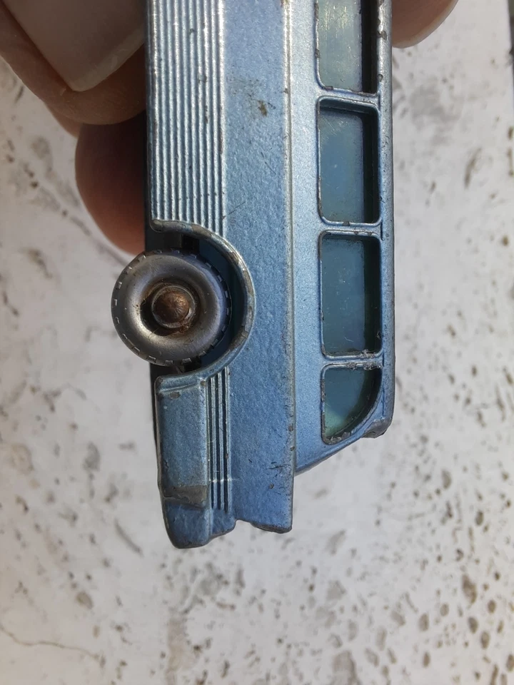 LESNEY MATCHBOX LEYLAND ROYAL TIGER COACH NR 40 BUS - Immagine 2 di 4