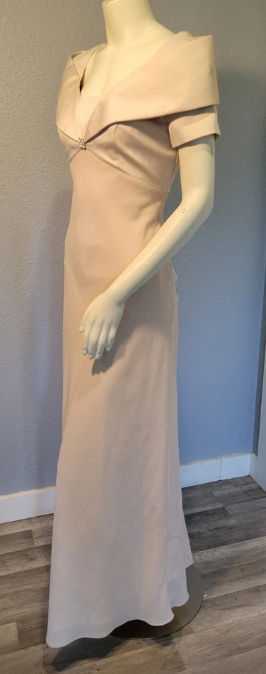 ВИНТАЖНЫЙ CACHET УКРАШЕННЫЙ КВАДРАТНЫЙ ВОРОТНИК АТЛАСНЫЙ MIDI ПЛАТЬЕ В КРЕМОВЫЙ ЖЕНСКИЙ РАЗМЕР 8 - Изображение 4 из 4