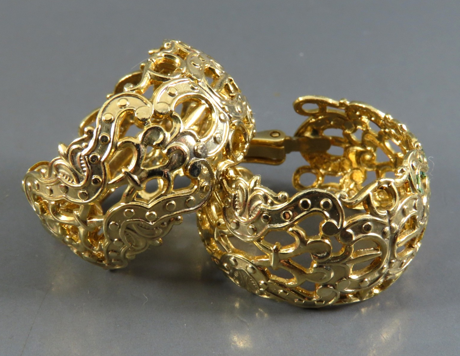 Vintage LH LEWIS SEGAL Clip-On Hoop Earrings GOLD TONE FILIGREE Floral/Scrolls