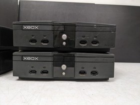 Lot of 4 Microsoft Xbox Consoles (For Parts/Repairs)