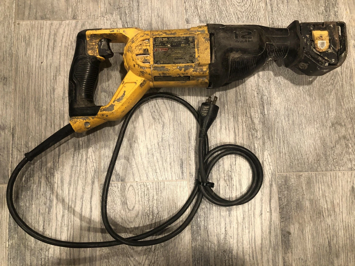Dewalt reciprocating saw dwe305 deals