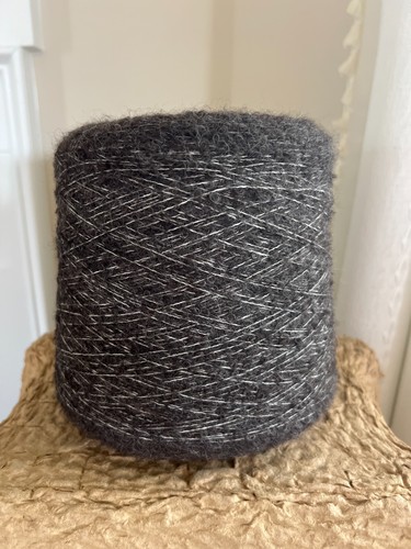 SOFT Charcoal Brown/White BOUCLE Cone Peru Baby Alpaca/Merino Yarn mix 2lb 6oz - Picture 2 of 6