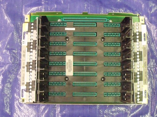Nuevo en caja Siemens/Texas Instruments 500-5892 6 ranuras base de E/S, máximo 1440 VA por salida - Imagen 5 de 9