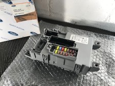 Ford Ka Trägerplatte Zentralelektrik Sicherungskasten Box 1737125 ab 2008