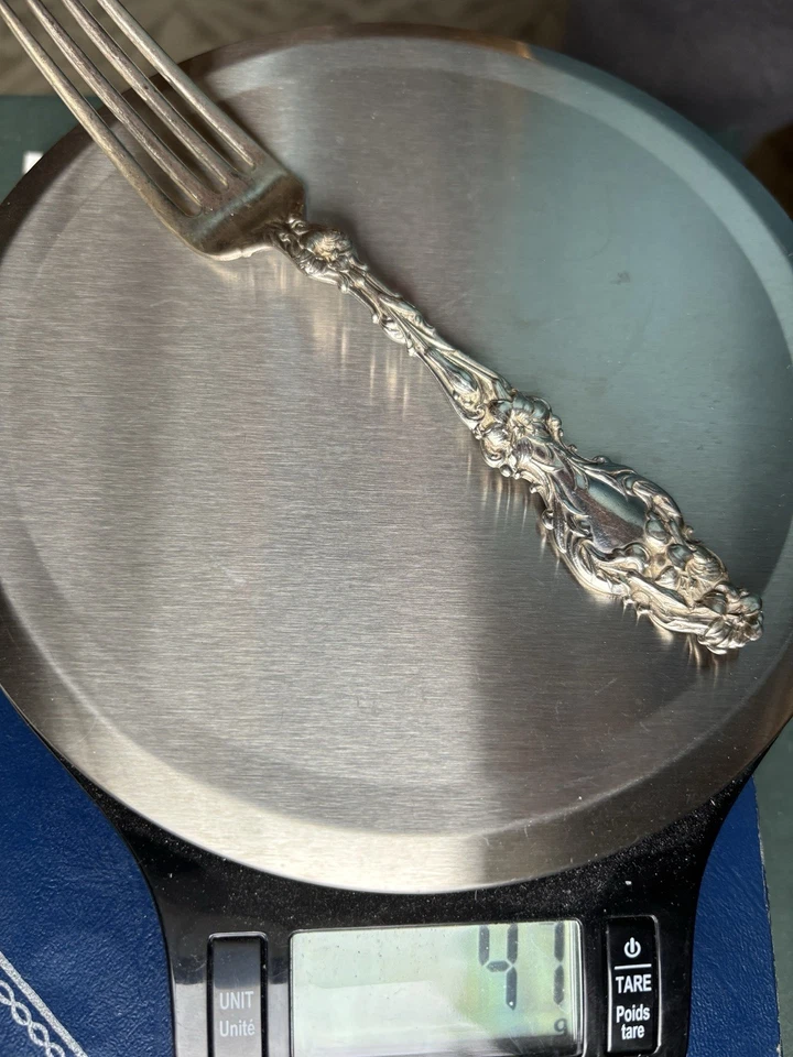 Whiting Lily Sterling Silver Luncheon / Dinner Fork - 6 3/4" - 47g - Image 3 of 4