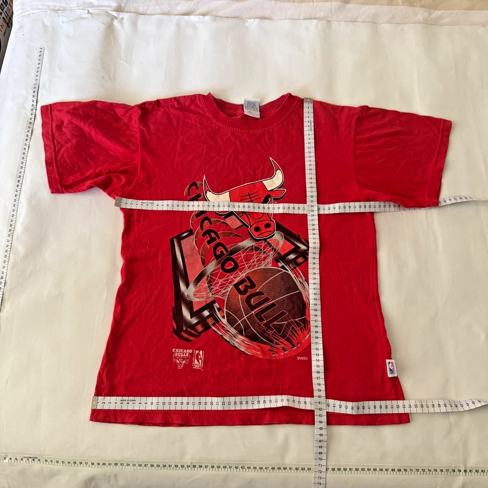 Camisa de colección de los 90 NBA Sportswear Chicago Bulls para niños (talla 12) - roja - hecha en Au Foto 2 de 4