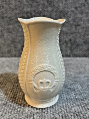 Belleek Ireland Exclusive Galway Heritage Centre Claddagh Ship Celtic Vase 4.5''