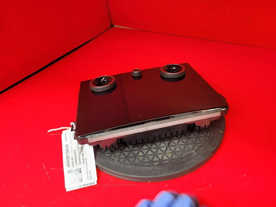 LANDROVER RANGE ROVER SPORT 2020 HEATER CONTROL PANEL SCEEN ASSEMBLY LR067186 - Image 4 of 4