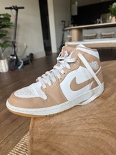 Nike Air Jordan 1 Mid Tan Gum Mocha Cream Hig...