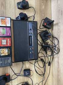 Atari CX-2600 Heavy Sixer Video Computer System Console w Controllers - UNTESTED