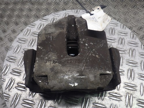 Bremssattel vorne rechtsBMW 5er (E39) 523i 125kW 170PS