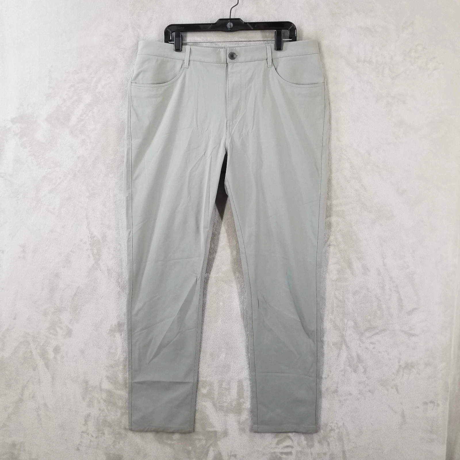 Vuori Meta Pants Mens 38 x 29.5 Grey V430 Technical Stretch 5-Pocket Performance