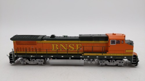 Atlas 9059 HO BNSF Dash 8-40BW Diesel Locomotive EX/Box - Picture 2 of 8