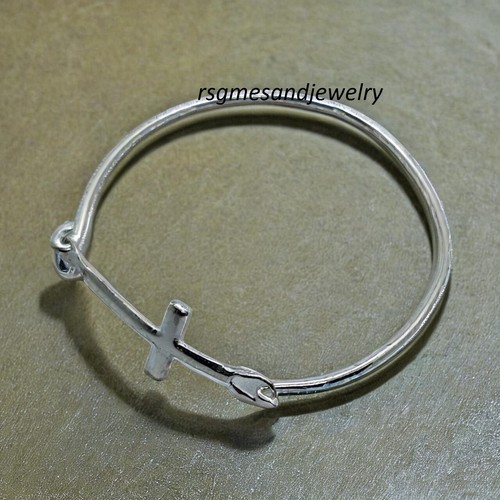 925 Sterling Silver Cross Bangle Bracelet - gift for her rs356 - Picture 3 of 8