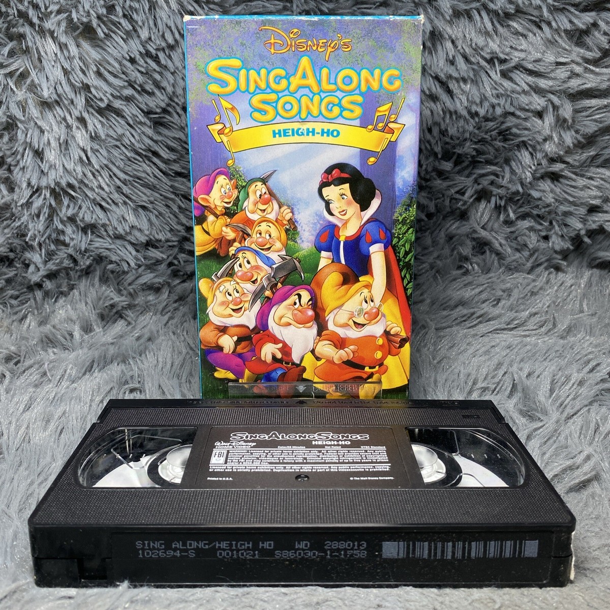 Disneys Sing Along Songs - Snow White: Heigh-Ho VHS 1994