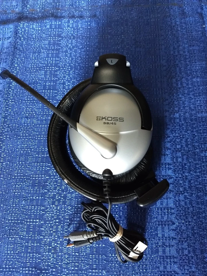 Lot of 52 Koss SB/45 Wired Headphones - Image 2 of 4