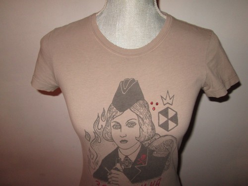 AMY WINEHOUSE? T-shirt cotone Mighty Fine 2006 soldato russo ~ S *MADE IN USA - Foto 2 di 6