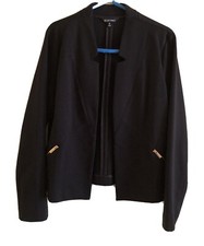 Ladies Black Blazer Size Medium Brand New Two front Pockets China Polyester 