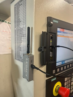 XYZ Prototrack Siemens SINUMERIK 828 CNC VMC USB WiFi WLAN Netzlaufwerk