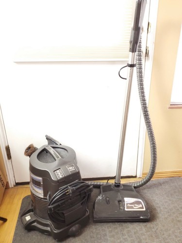 Rainbow E2 Typ 12 Staubsauger schwarz Bodenstaubsauger mit motorisierter Düse - Bild 1 von 12