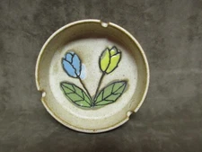 Vintage Stoneware Art Pottery Double Tulip Flower Design Ceramic Ashtray 1970's