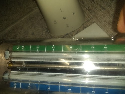 Medidor de flujo de oxígeno/óxido nitroso médico dental usado con mangueras - Imagen 6 de 14