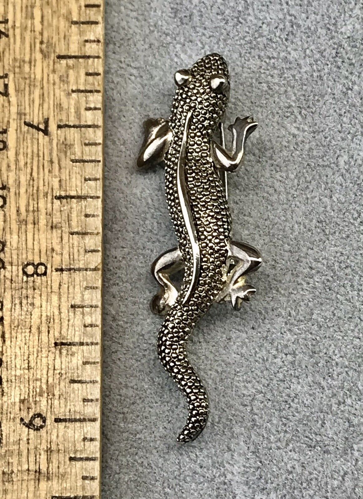 Vintage Silver LIZARD GECKO Brooch Pin