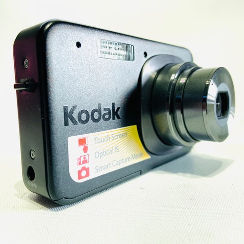 Kodak V1273 High-Quality Compact Digital Camera Kit - Touch Screen - Excellent - Picture 3 of 12